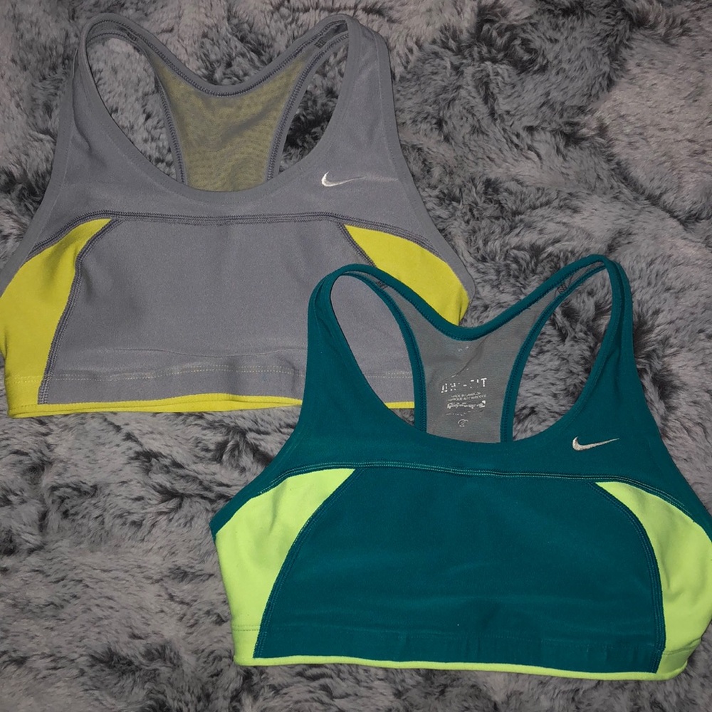 Set of 2 Nike Sports Bras